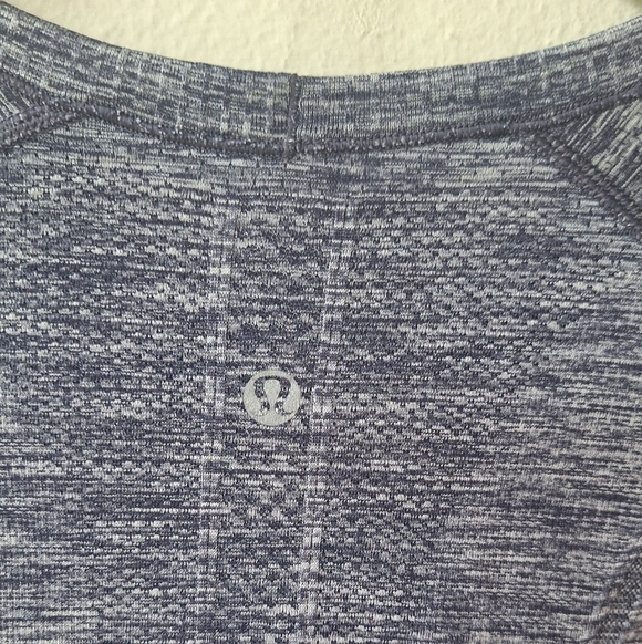 Lululemon Gray Run Swiftly Tech Long Sleeve Size S - Picture 10 of 11